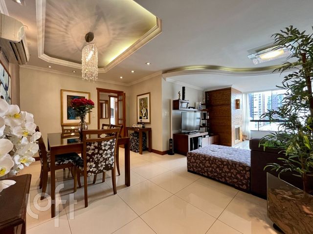 Apartamento com 109m², 3 dormitórios, 1 suíte, 1 vaga, Boa Vista em Porto Alegre