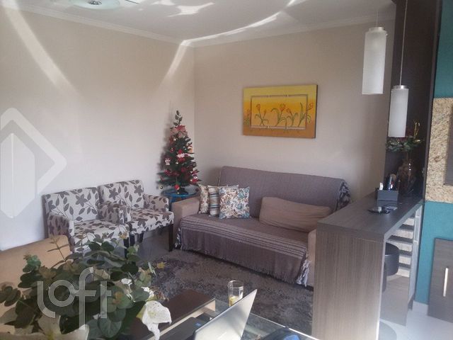 Apartamento com 72m², 2 dormitórios, 1 suíte, 1 vaga, Vila Ipiranga em Porto Alegre