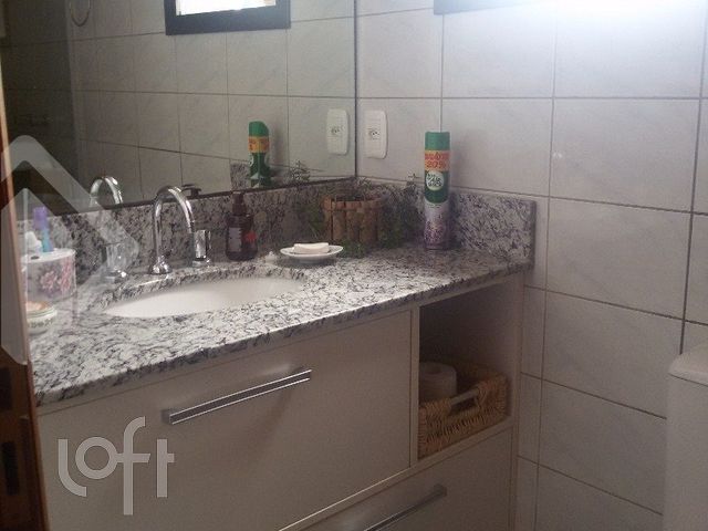 Apartamento com 72m², 2 dormitórios, 1 suíte, 1 vaga, Vila Ipiranga em Porto Alegre
