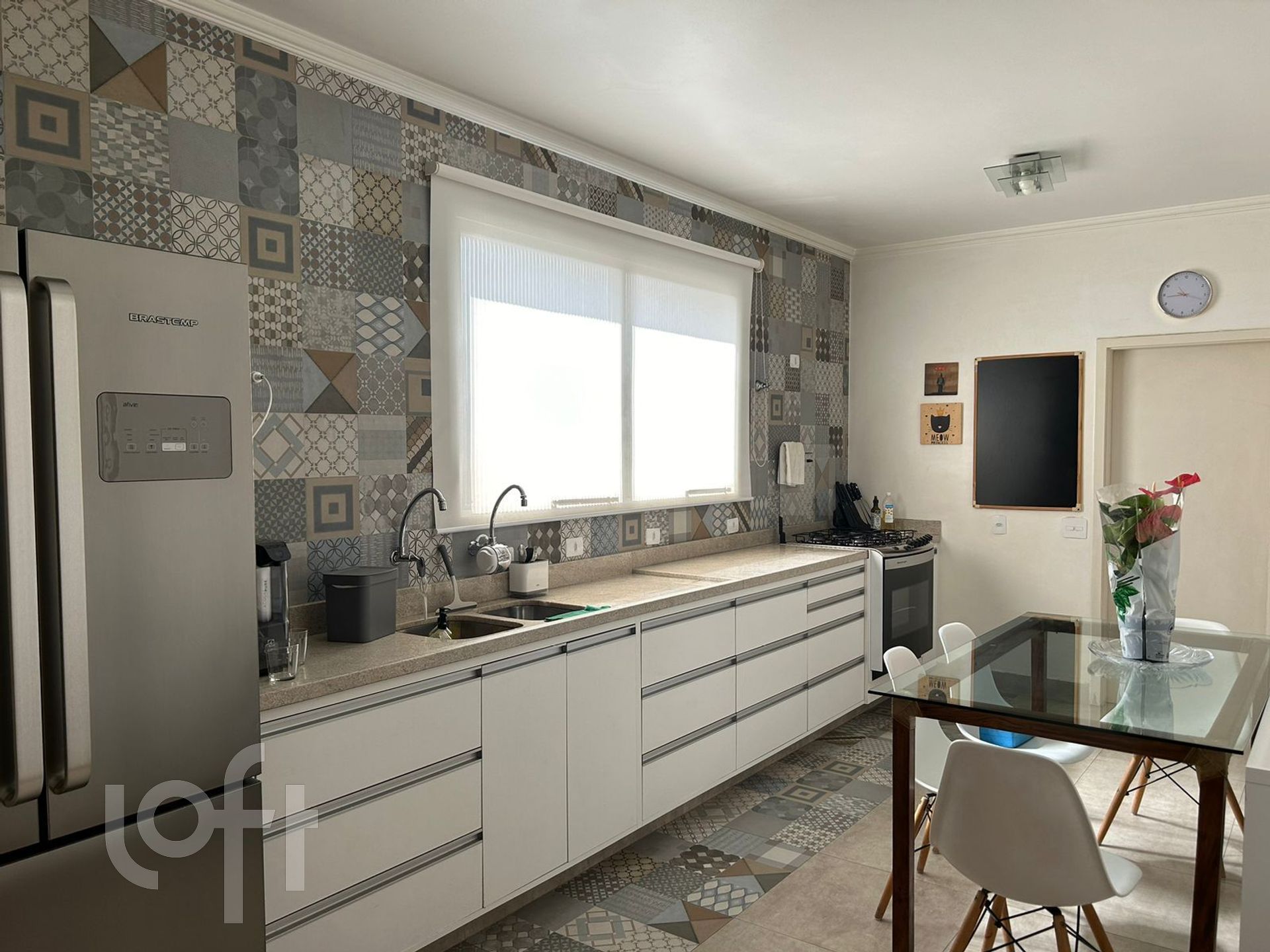 Apartamento à venda com 3 quartos, 188m² - Foto 10