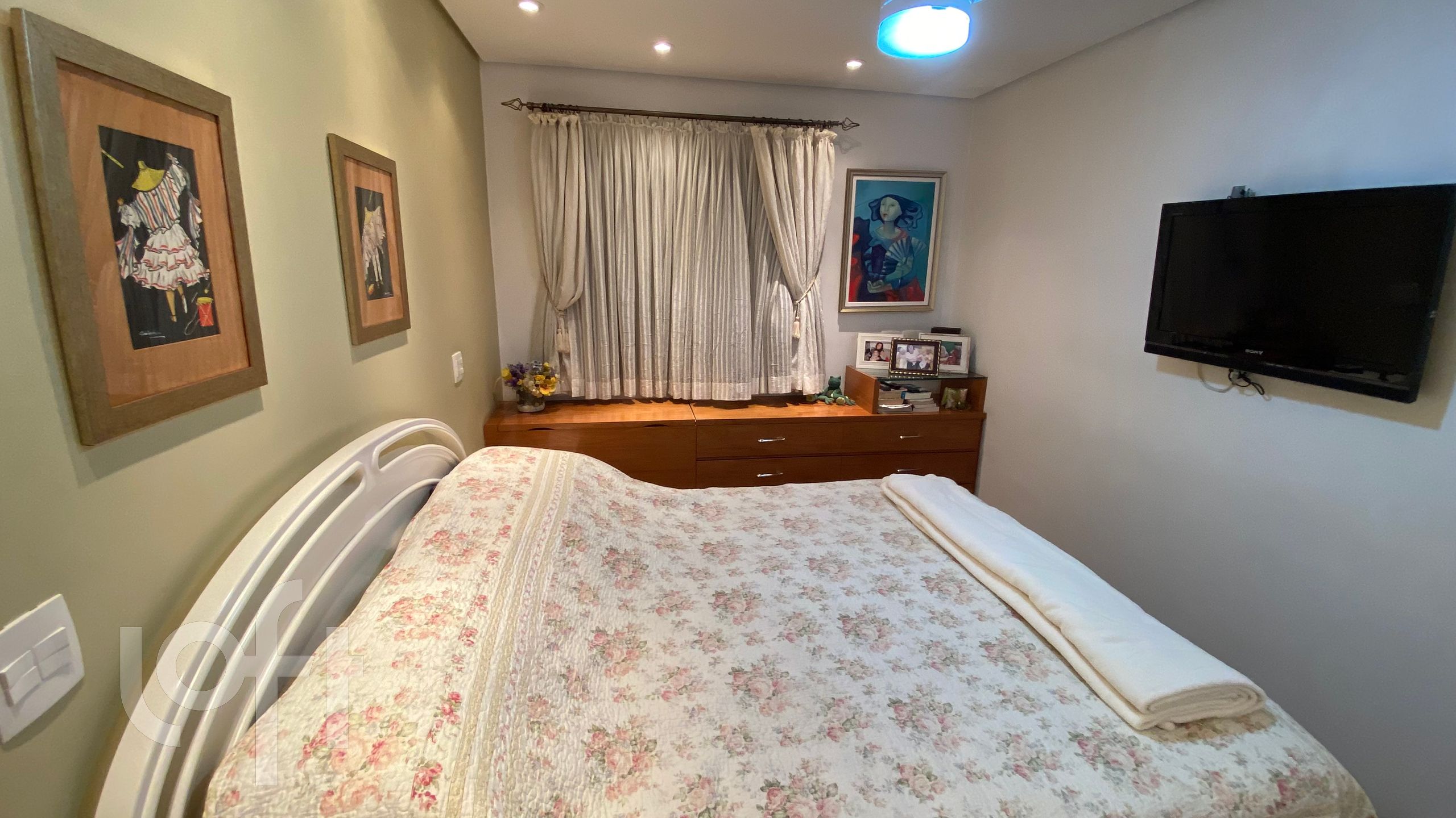 Apartamento à venda com 3 quartos, 142m² - Foto 6