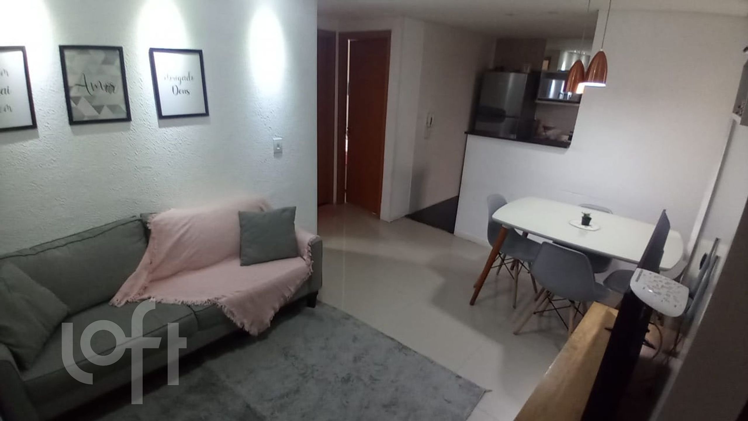 Apartamento à venda com 2 quartos, 47m² - Foto 1