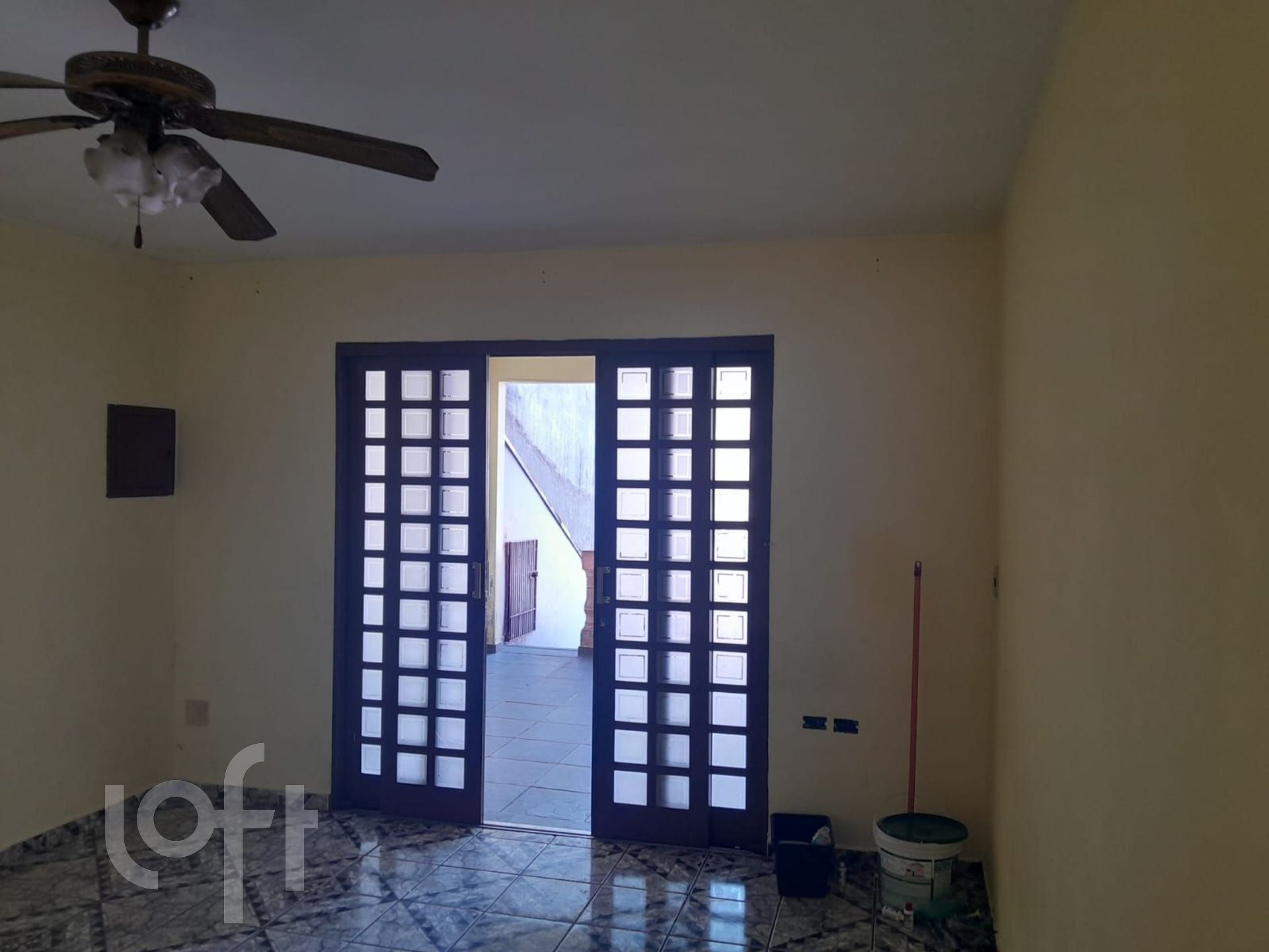 Casa à venda com 1 quarto, 500m² - Foto 1