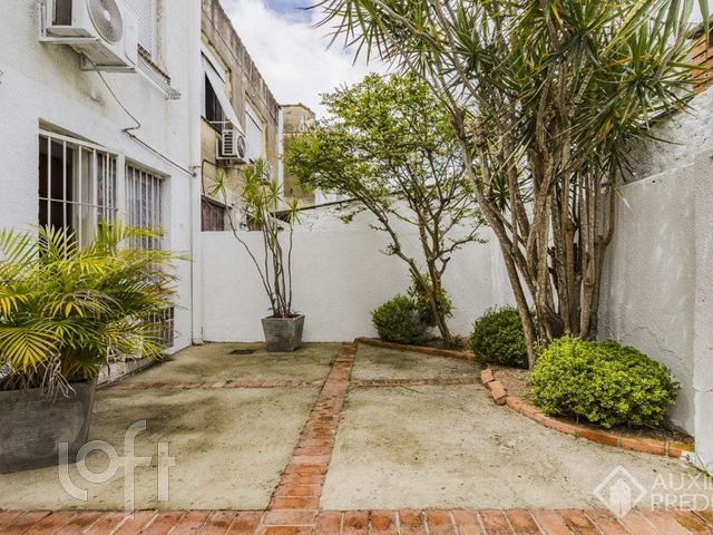 Apartamento com 92m², 2 dormitórios, Santa Cecília em Porto Alegre