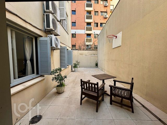 Apartamento com 98m², 3 dormitórios, 1 vaga, Menino Deus em Porto Alegre