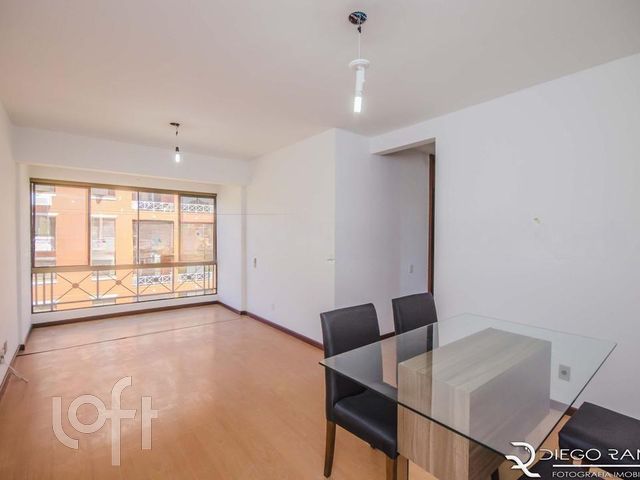 Apartamento com 73m², 3 dormitórios, 1 vaga, Chácara das Pedras em Porto Alegre