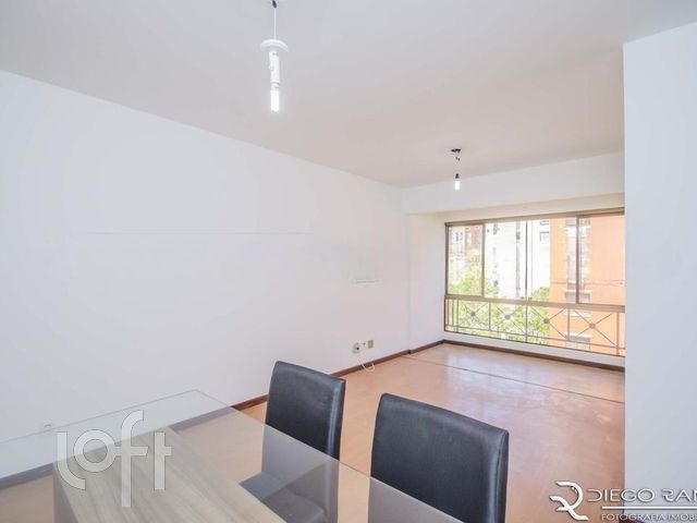Apartamento com 73m², 3 dormitórios, 1 vaga, Chácara das Pedras em Porto Alegre