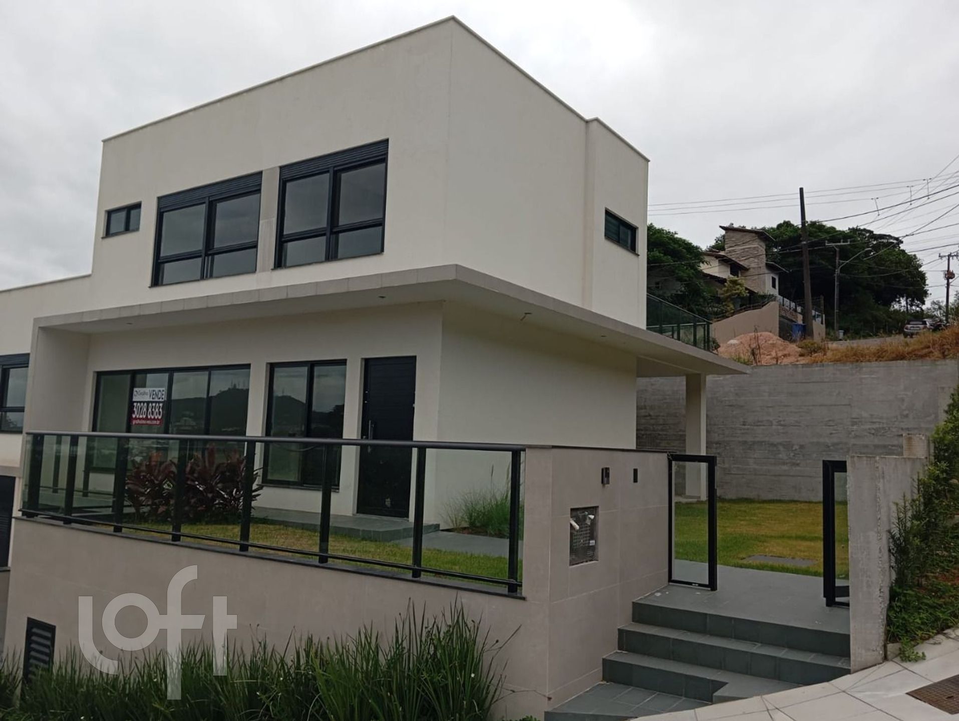 Apartamentos com 235m², 3 quartos, 3 suítes, 2 garagens, no bairro João Paulo em Florianópolis