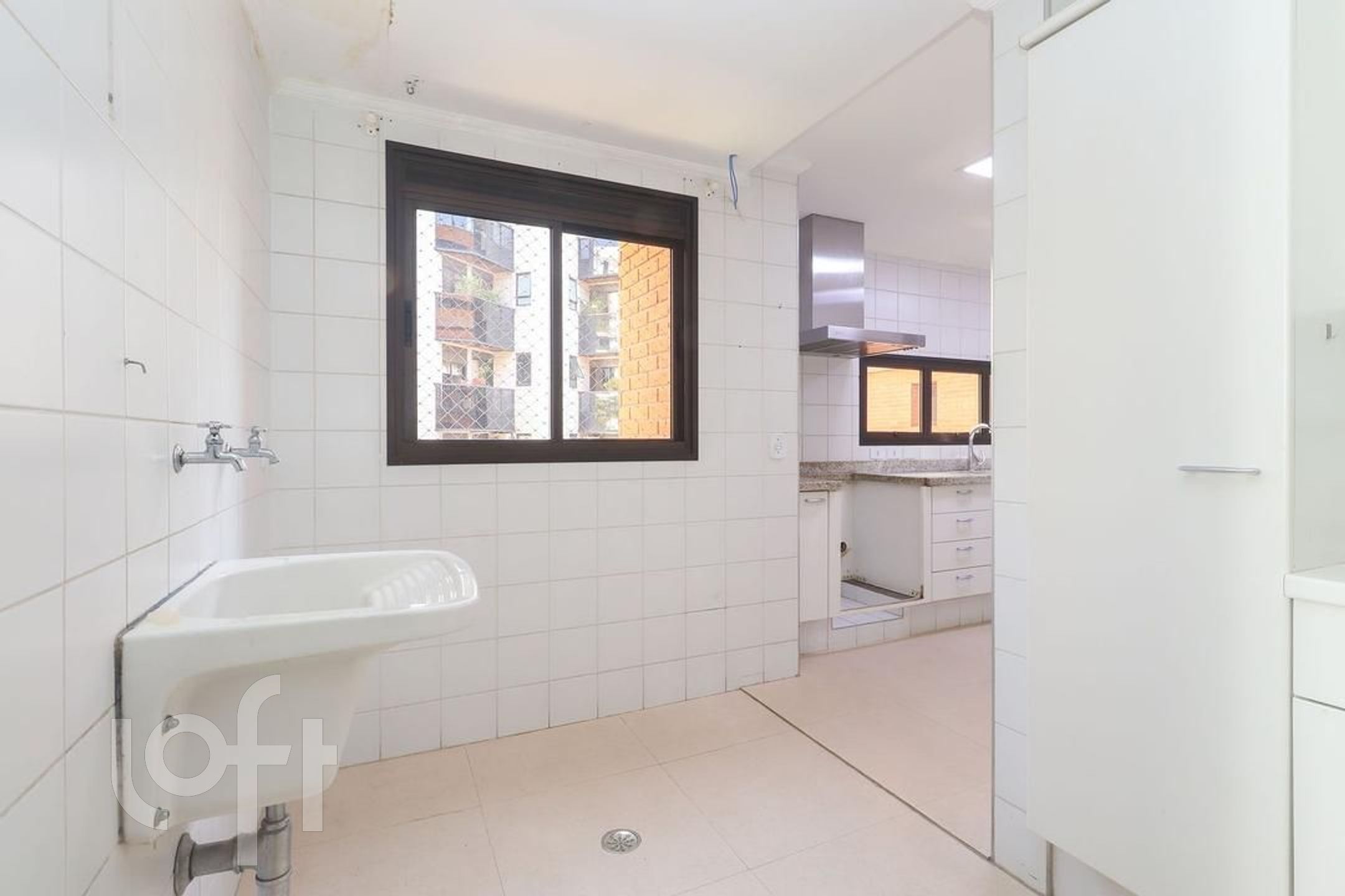 Apartamento à venda com 3 quartos, 207m² - Foto 37