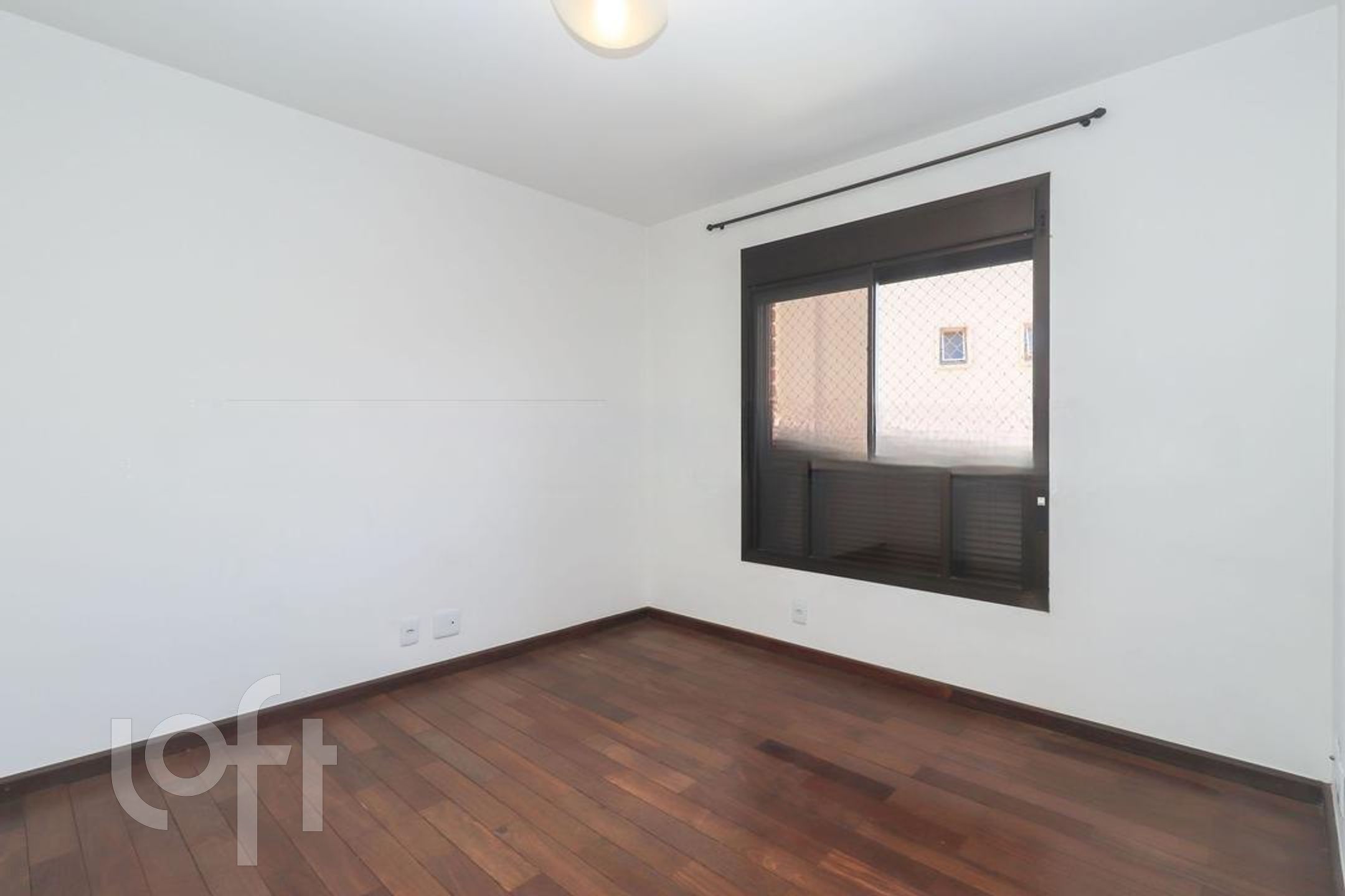 Apartamento à venda com 3 quartos, 207m² - Foto 13