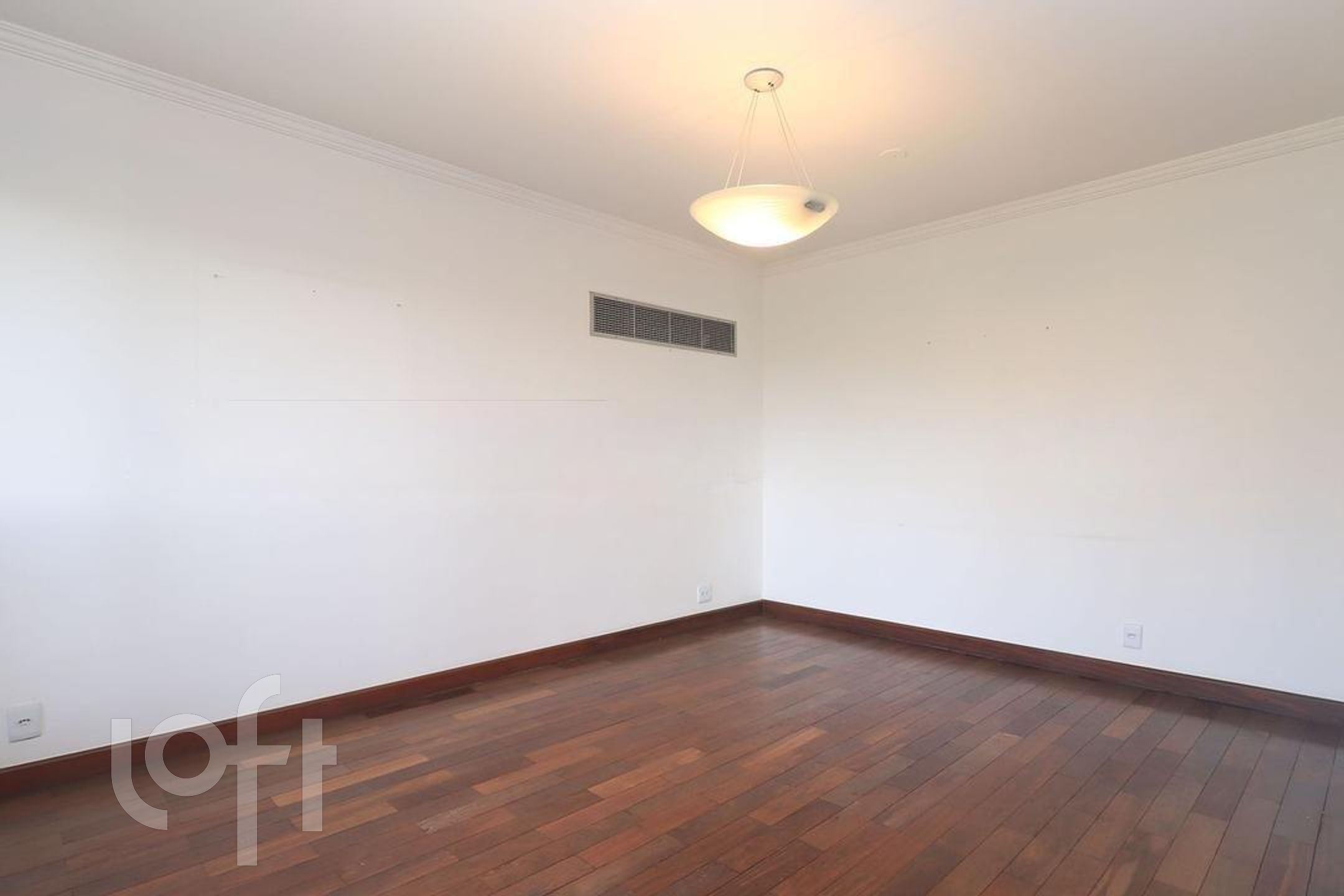 Apartamento à venda com 3 quartos, 207m² - Foto 7