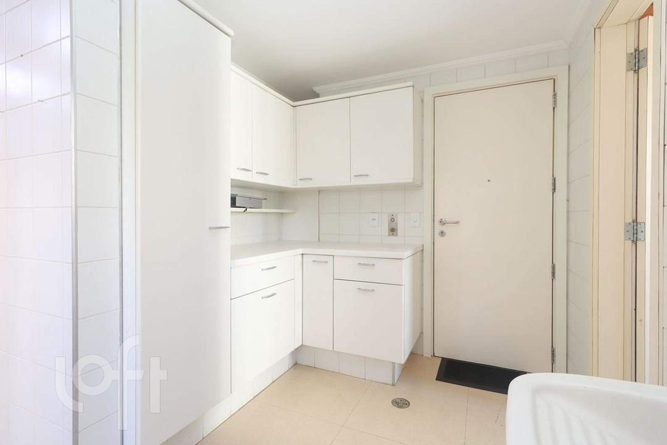 Apartamento à venda com 3 quartos, 207m² - Foto 40