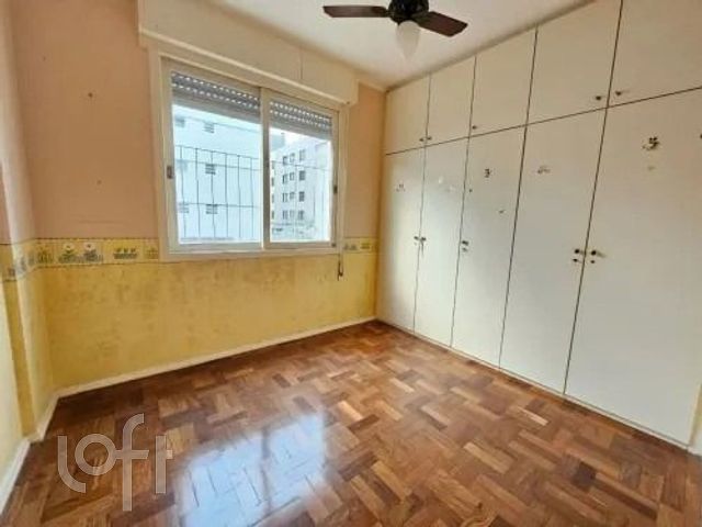 Apartamento com 71m², 2 dormitórios, 1 vaga, Menino Deus em Porto Alegre