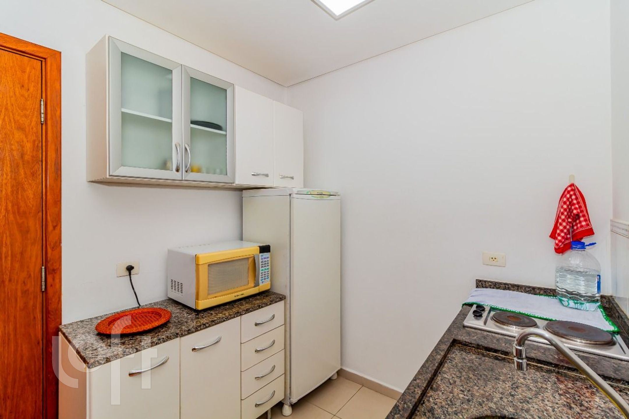 Apartamento à venda com 1 quarto, 37m² - Foto 5