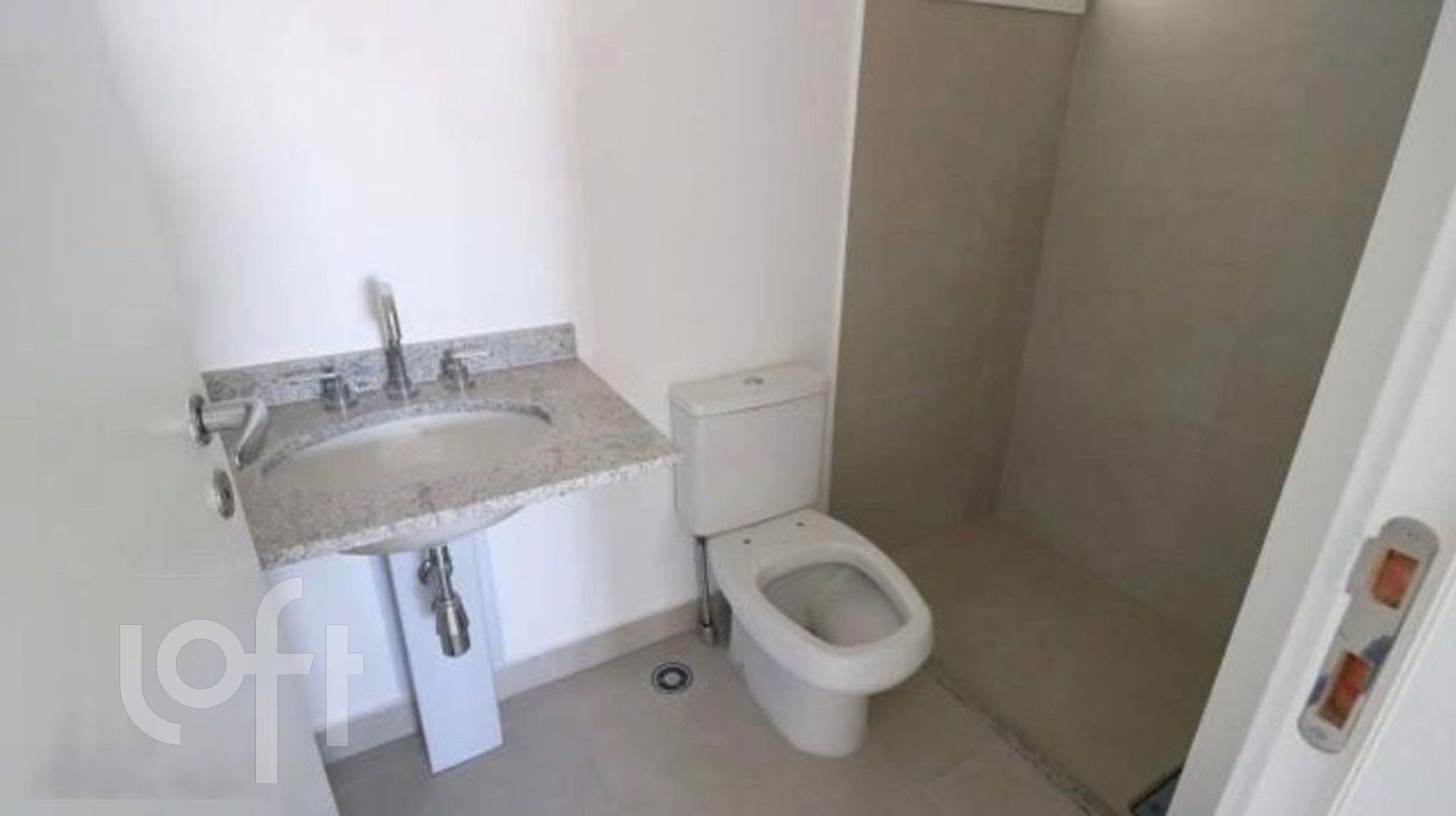 Apartamento à venda com 2 quartos, 70m² - Foto 15