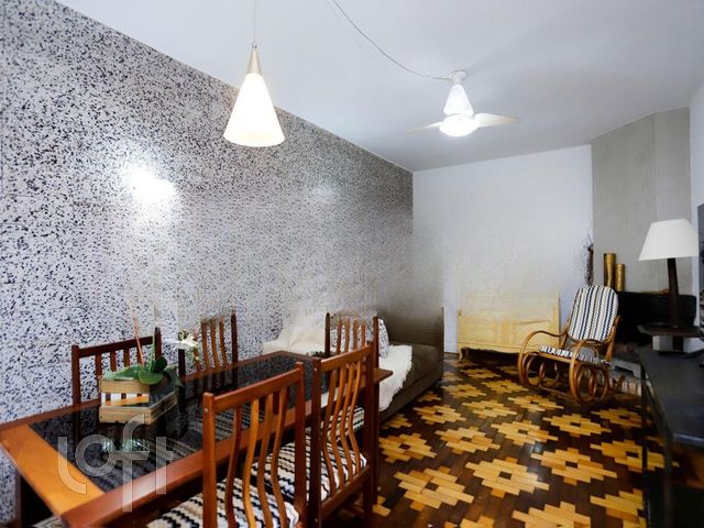 Apartamento com 95m², 3 dormitórios, Santana em Porto Alegre