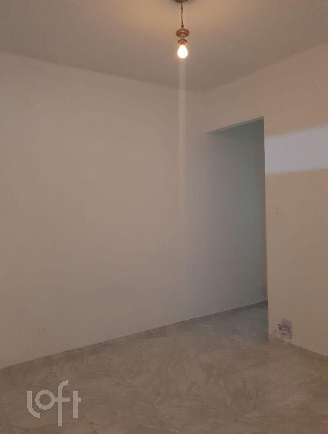 Apartamento à venda com 2 quartos, 80m² - Foto 2