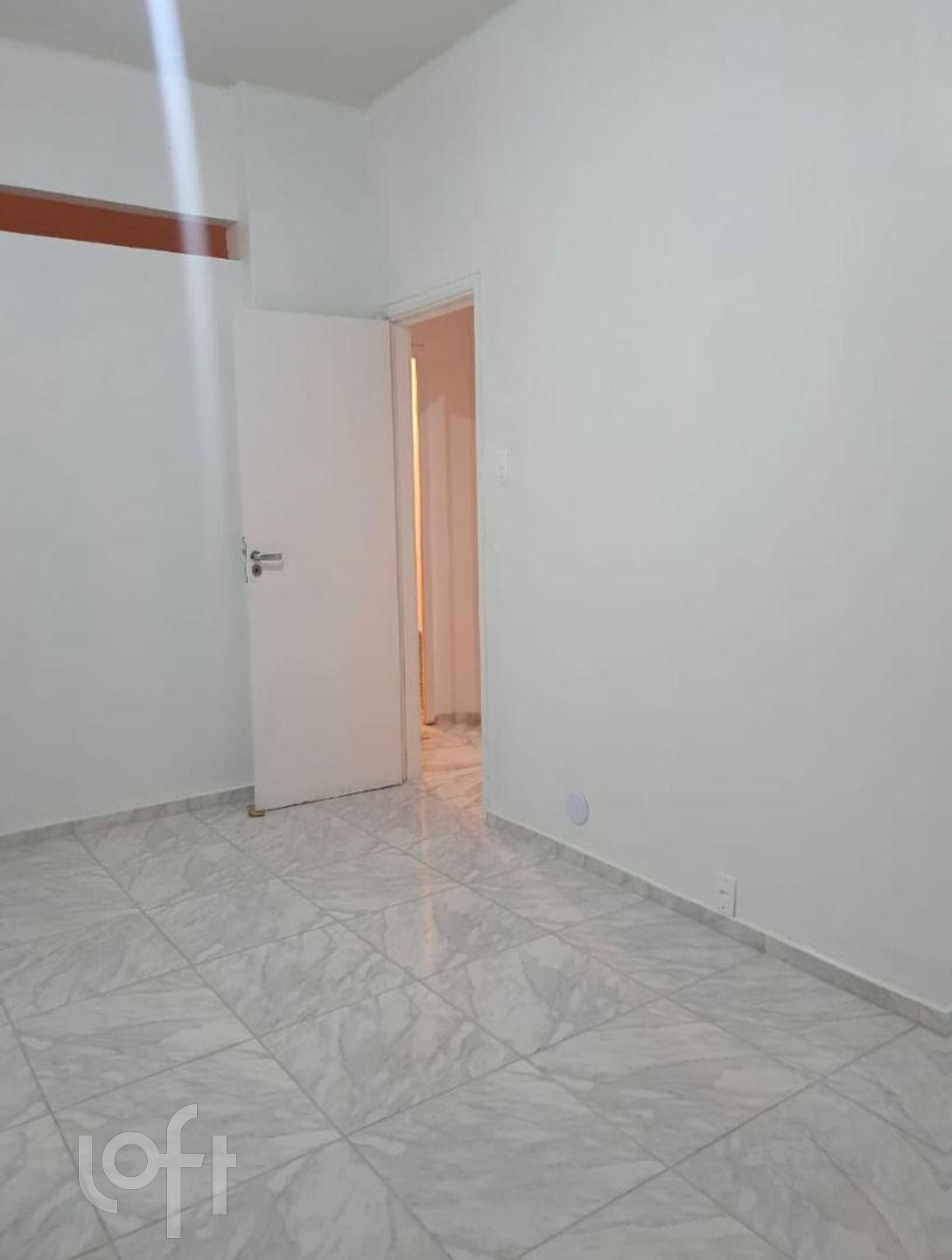 Apartamento à venda com 2 quartos, 80m² - Foto 15