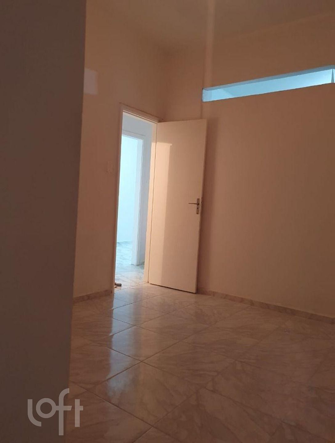 Apartamento à venda com 2 quartos, 80m² - Foto 3