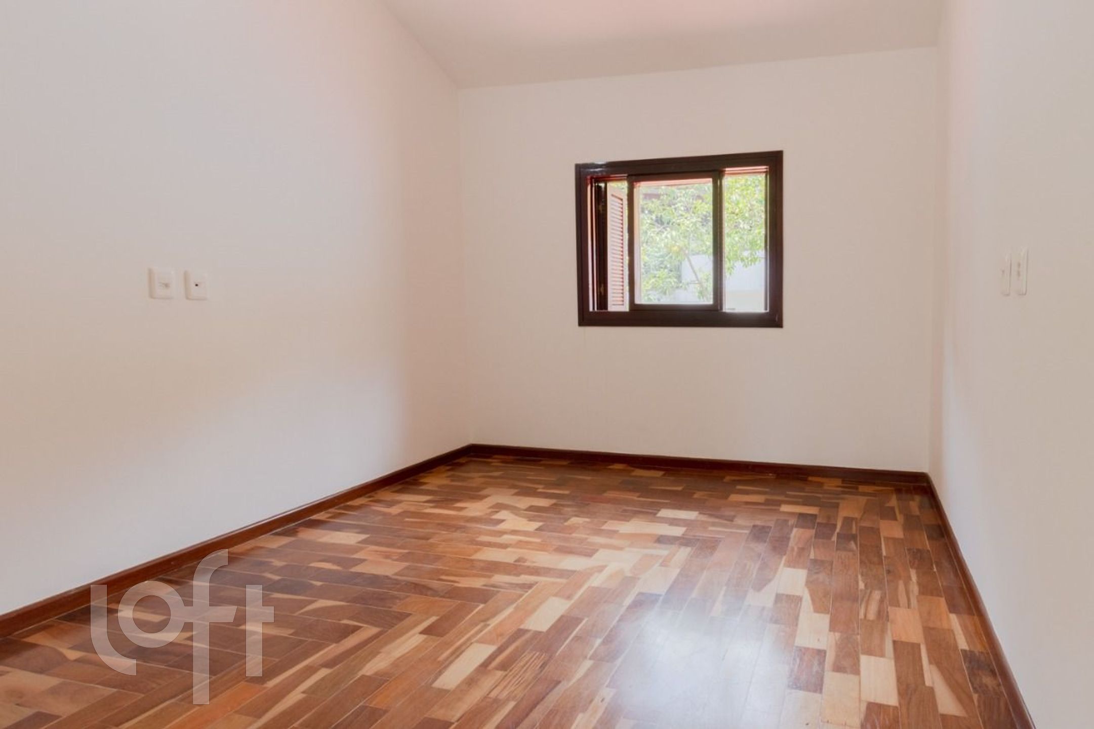 Casa à venda com 3 quartos, 320m² - Foto 6