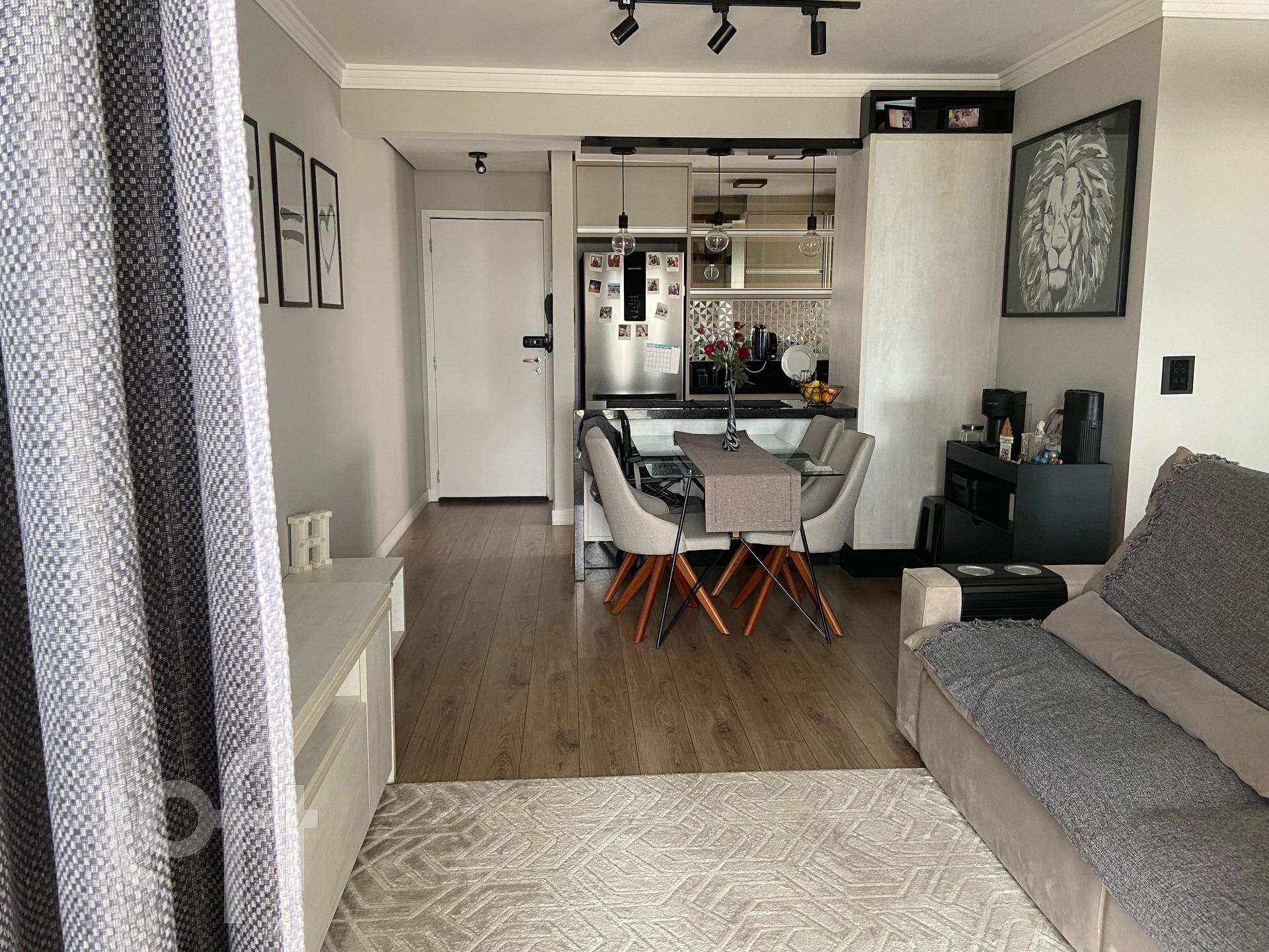 Apartamento à venda com 2 quartos, 82m² - Foto 2