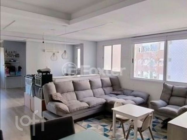 Apartamento com 134m², 5 dormitórios, 2 suítes, 2 vagas, Vila Ipiranga em Porto Alegre