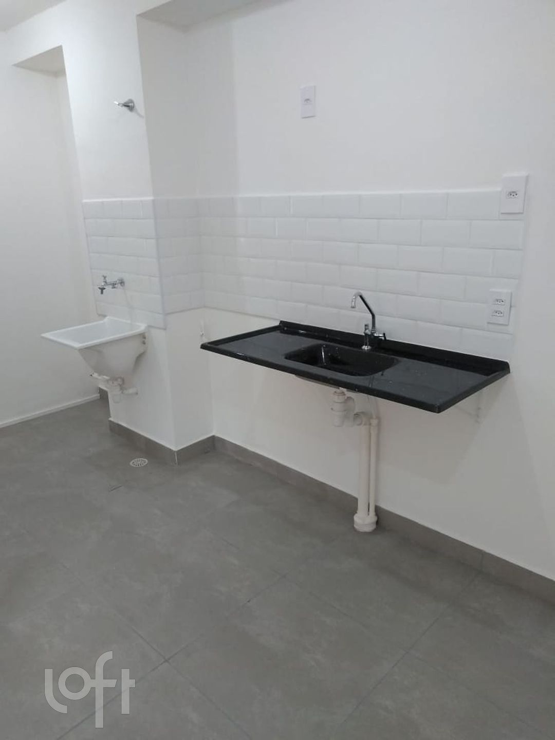 Apartamento à venda com 2 quartos, 40m² - Foto 10