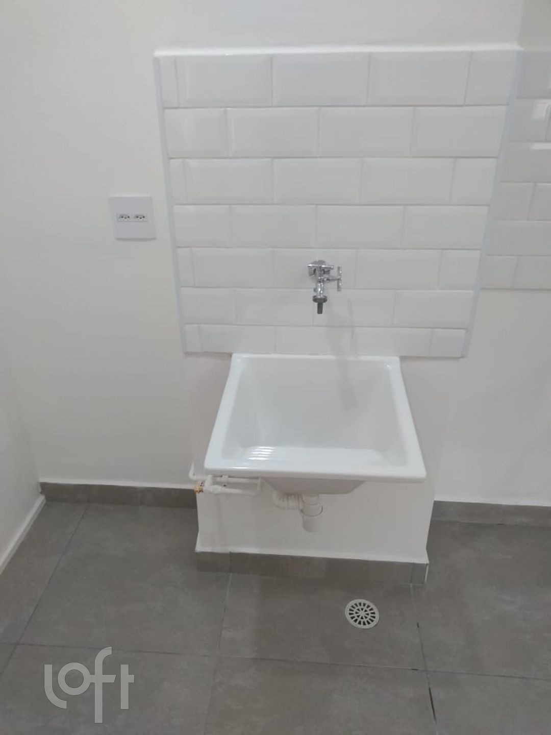 Apartamento à venda com 2 quartos, 40m² - Foto 9