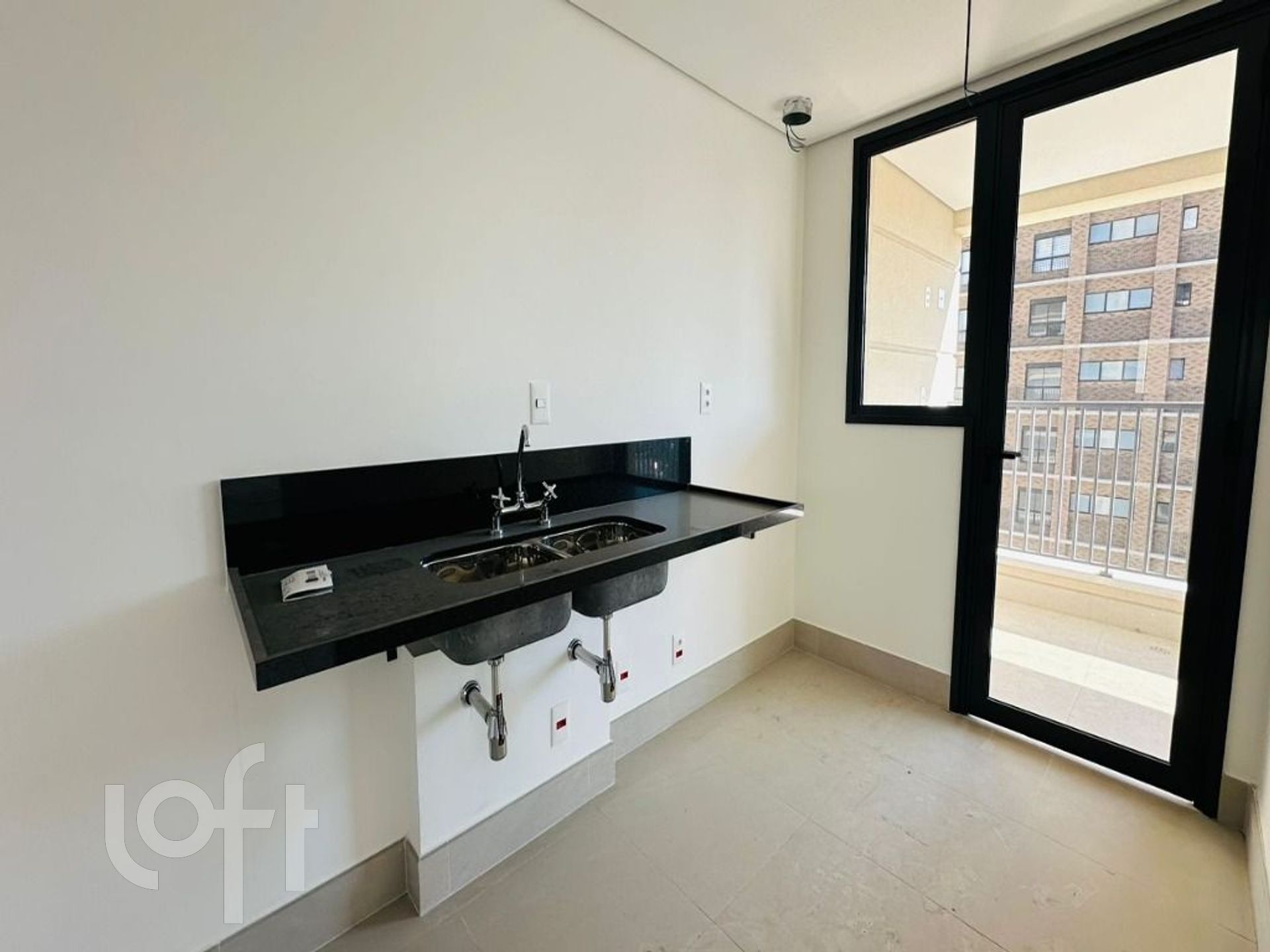 Apartamento à venda com 3 quartos, 154m² - Foto 7