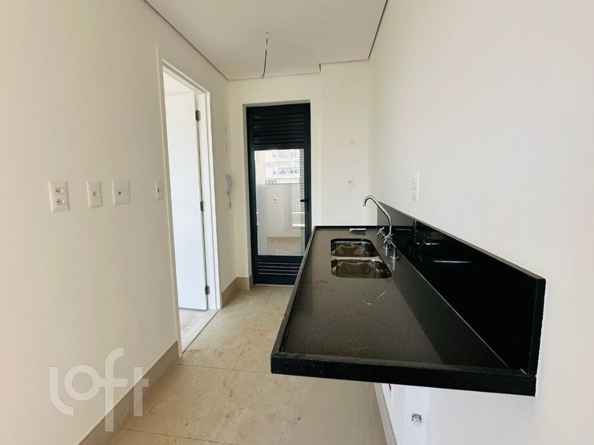 Apartamento à venda com 3 quartos, 154m² - Foto 8