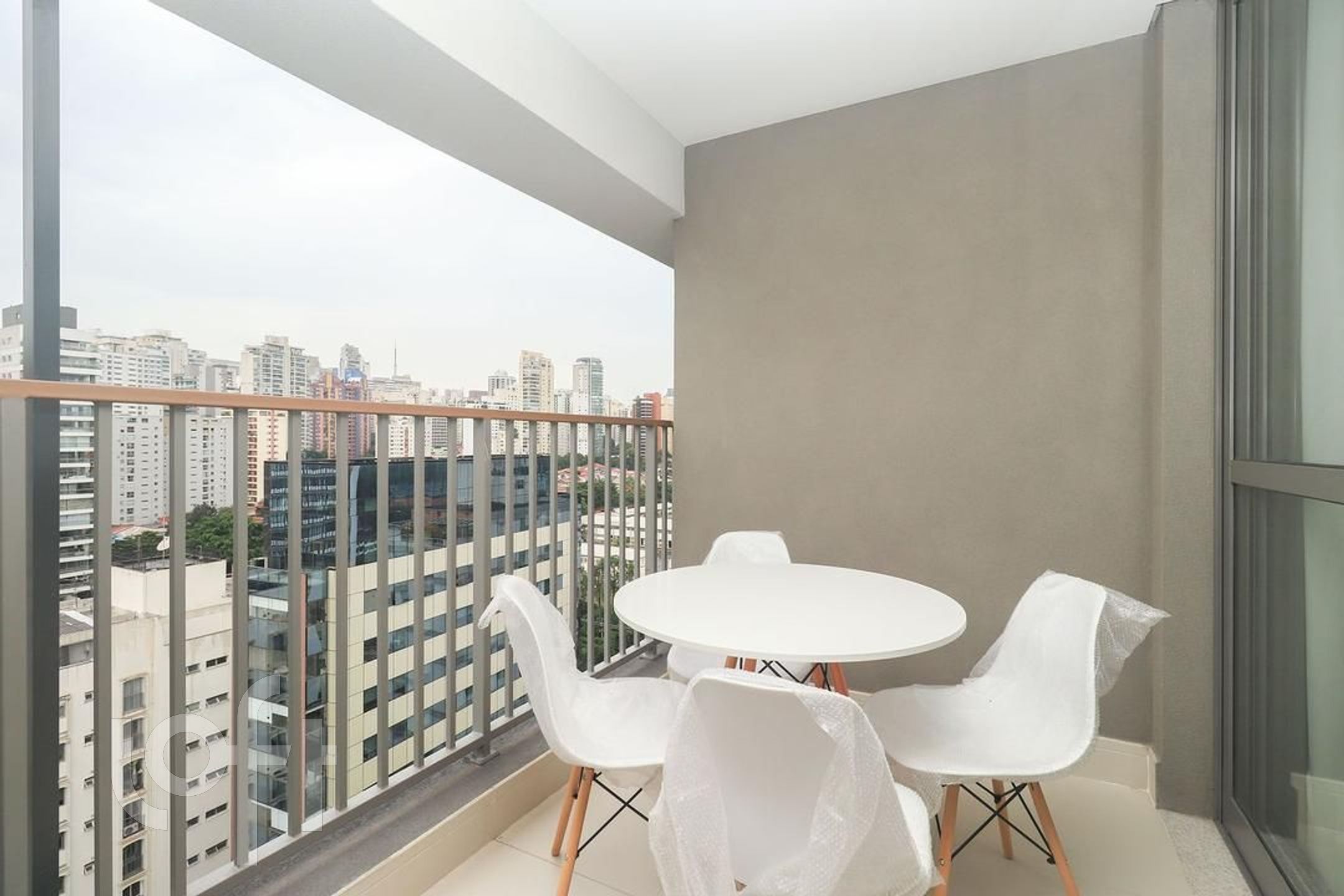 Apartamento à venda com 1 quarto, 28m² - Foto 1