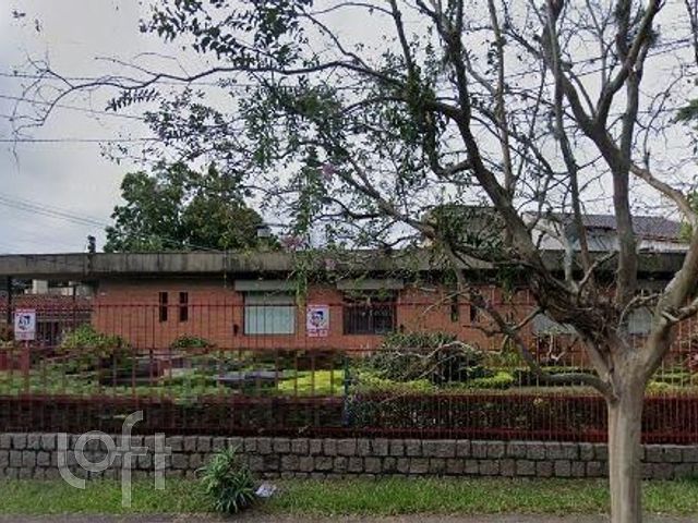 Casa com 408m², 3 dormitórios, 3 suítes, 4 vagas, Chácara das Pedras em Porto Alegre