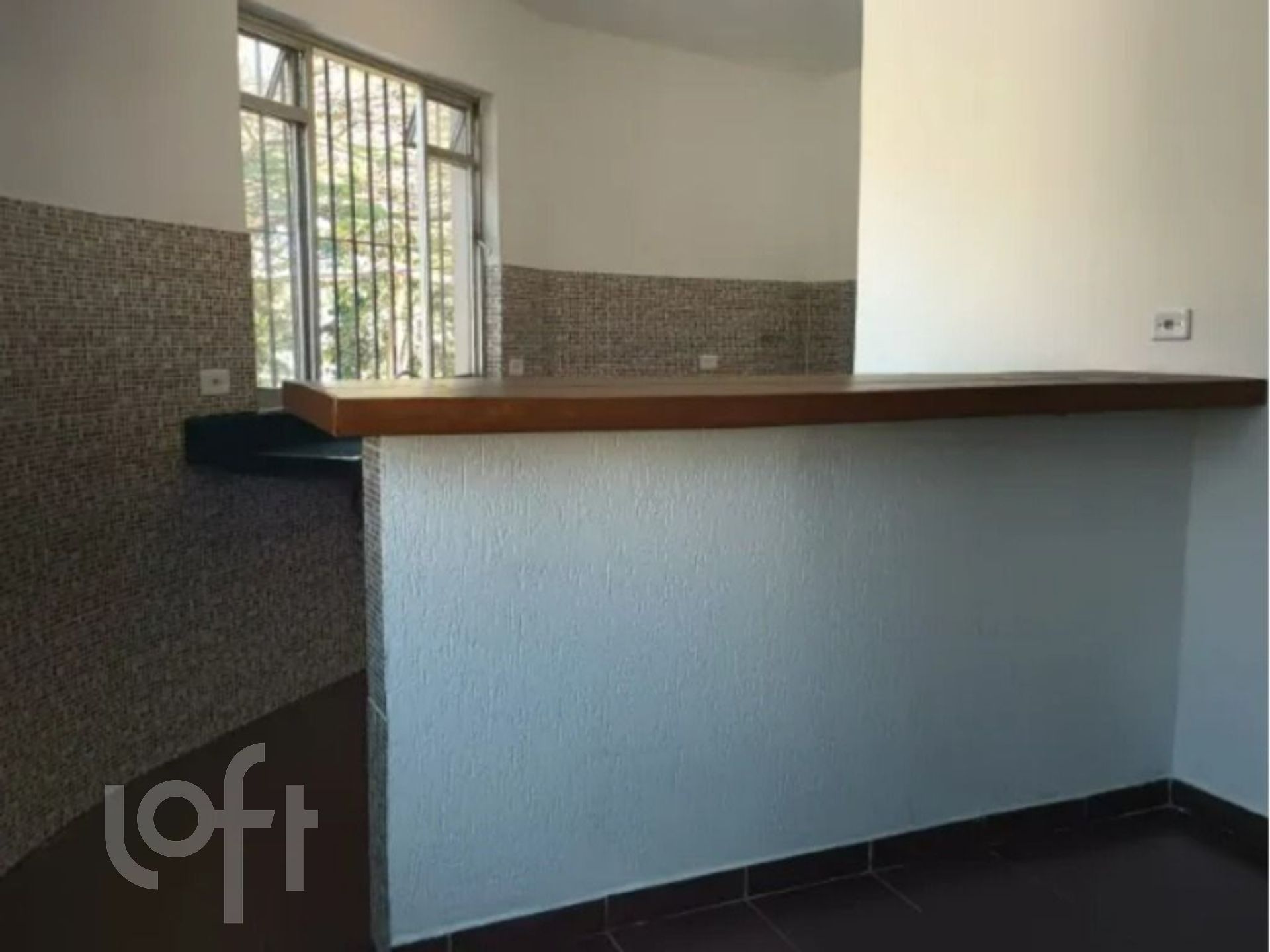 Casa à venda com 3 quartos, 243m² - Foto 2