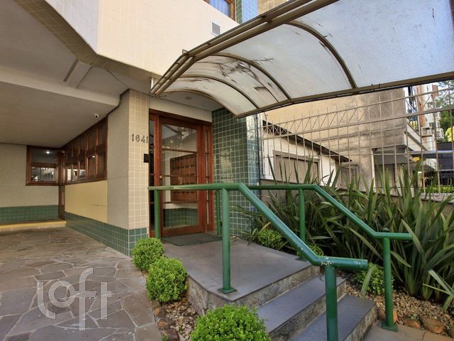 Apartamento com 66m², 2 dormitórios, 1 suíte, 1 vaga, Santana em Porto Alegre