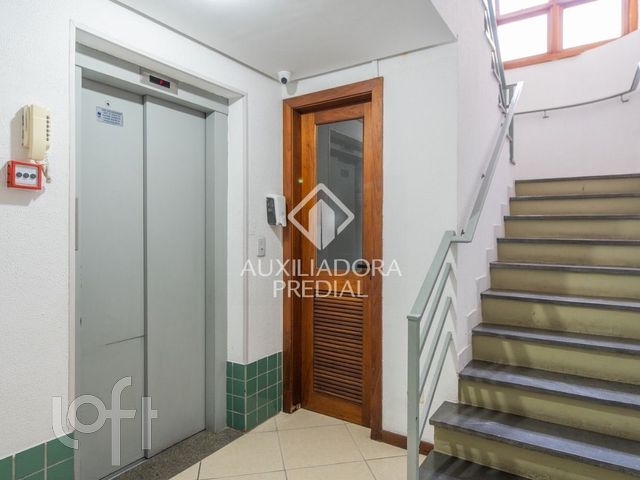 Apartamento com 66m², 2 dormitórios, 1 suíte, 1 vaga, Santana em Porto Alegre