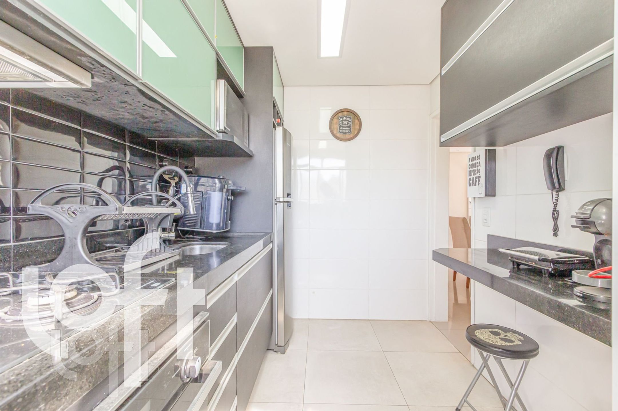 Apartamento à venda com 2 quartos, 52m² - Foto 17