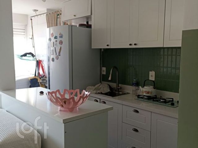 Apartamento com 62m², 2 dormitórios, 1 suíte, 2 vagas, Cidade Baixa em Porto Alegre