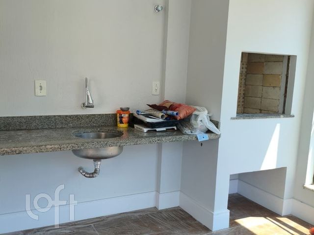 Apartamento com 90m², 2 dormitórios, Petrópolis em Porto Alegre