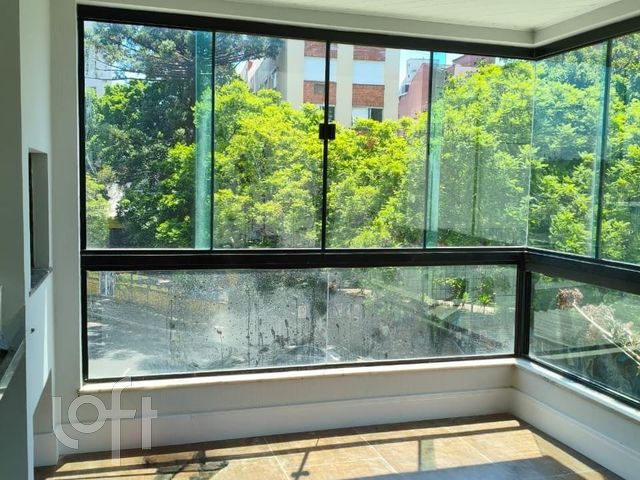 Apartamento com 90m², 2 dormitórios, Petrópolis em Porto Alegre