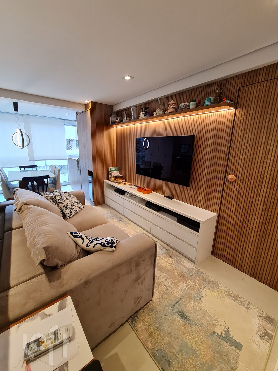 Apartamento à venda em Pompeia com 72 m², 3 quartos, 2 vagas
