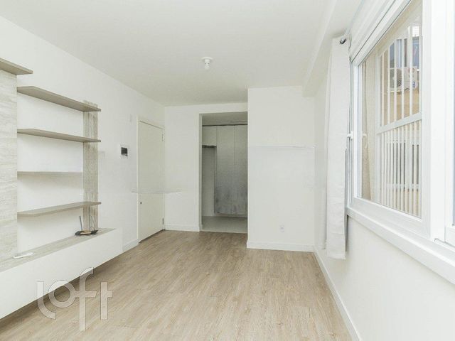 Apartamento com 45m², 1 dormitório, 1 vaga, Petrópolis em Porto Alegre