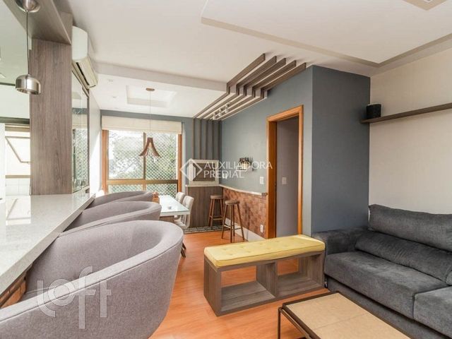 Apartamento com 74m², 2 dormitórios, 1 suíte, 1 vaga, Petrópolis em Porto Alegre