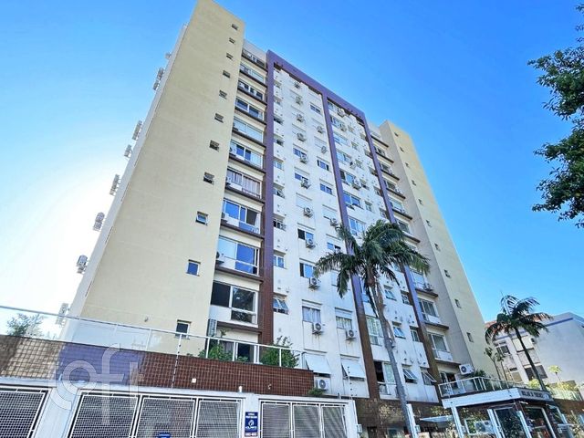 Apartamento com 60m², 2 dormitórios, 1 suíte, 2 vagas, Cristo Redentor em Porto Alegre