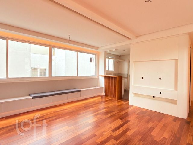 Apartamento com 89m², 2 dormitórios, 1 suíte, 2 vagas, Higienópolis em Porto Alegre
