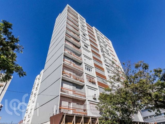 Apartamento com 108m², 3 dormitórios, 1 suíte, Rio Branco em Porto Alegre