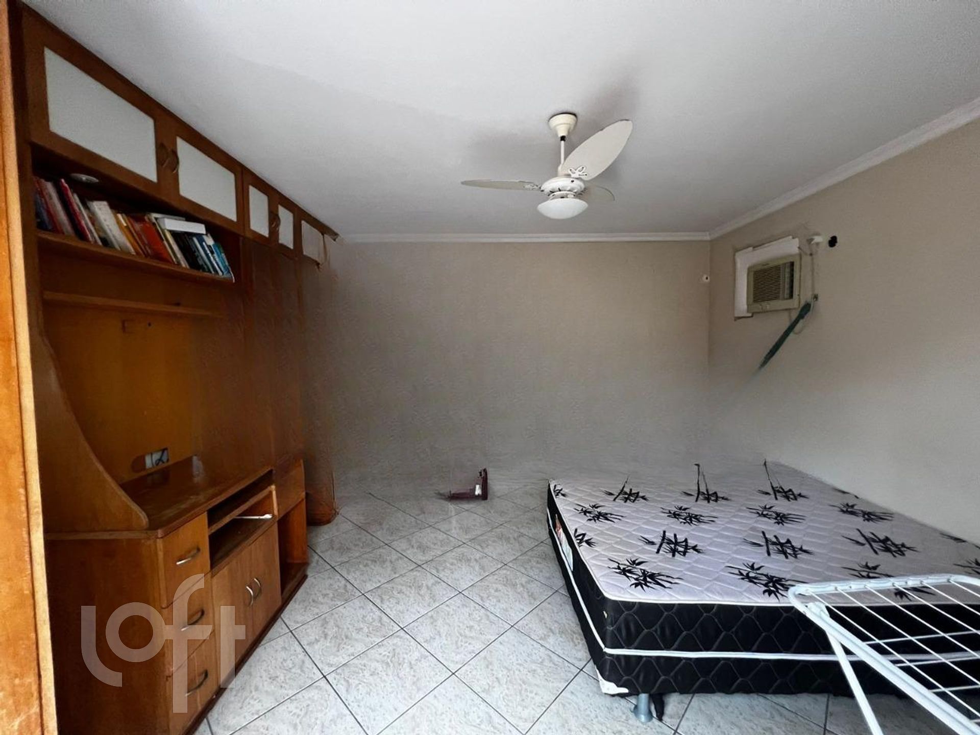 Casa à venda com 4 quartos, 180m² - Foto 15