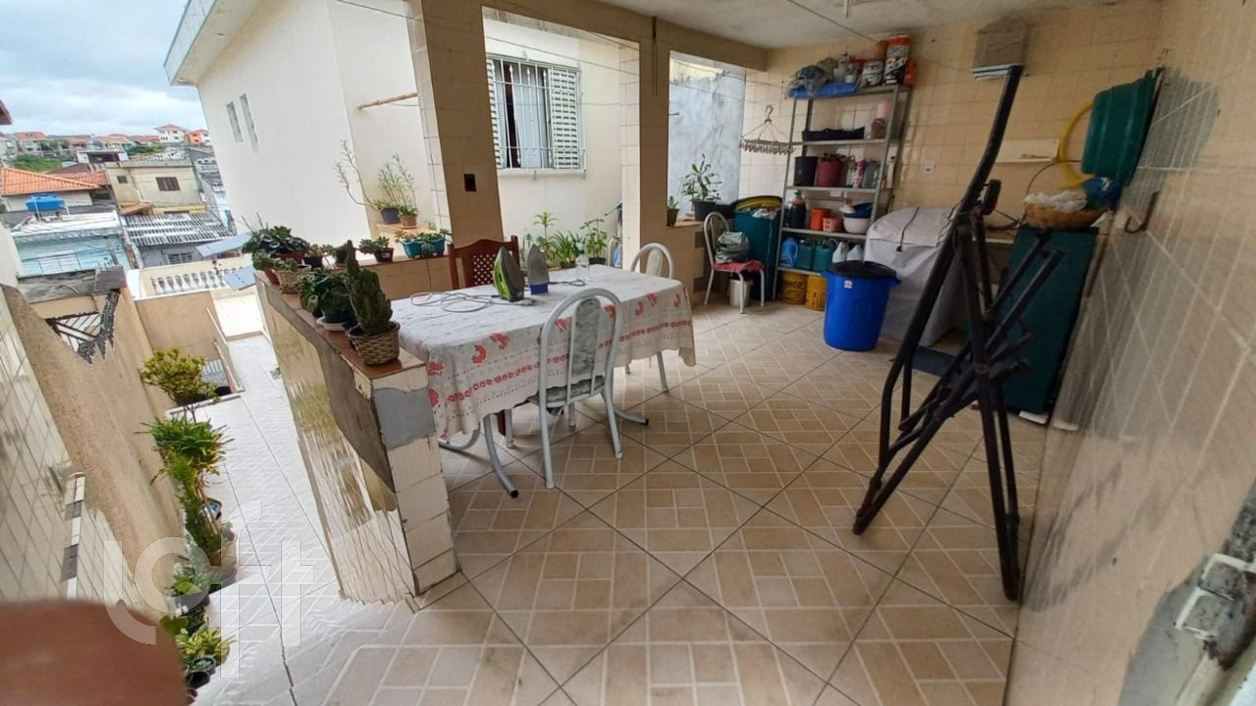 Casa à venda com 2 quartos, 70m² - Foto 18