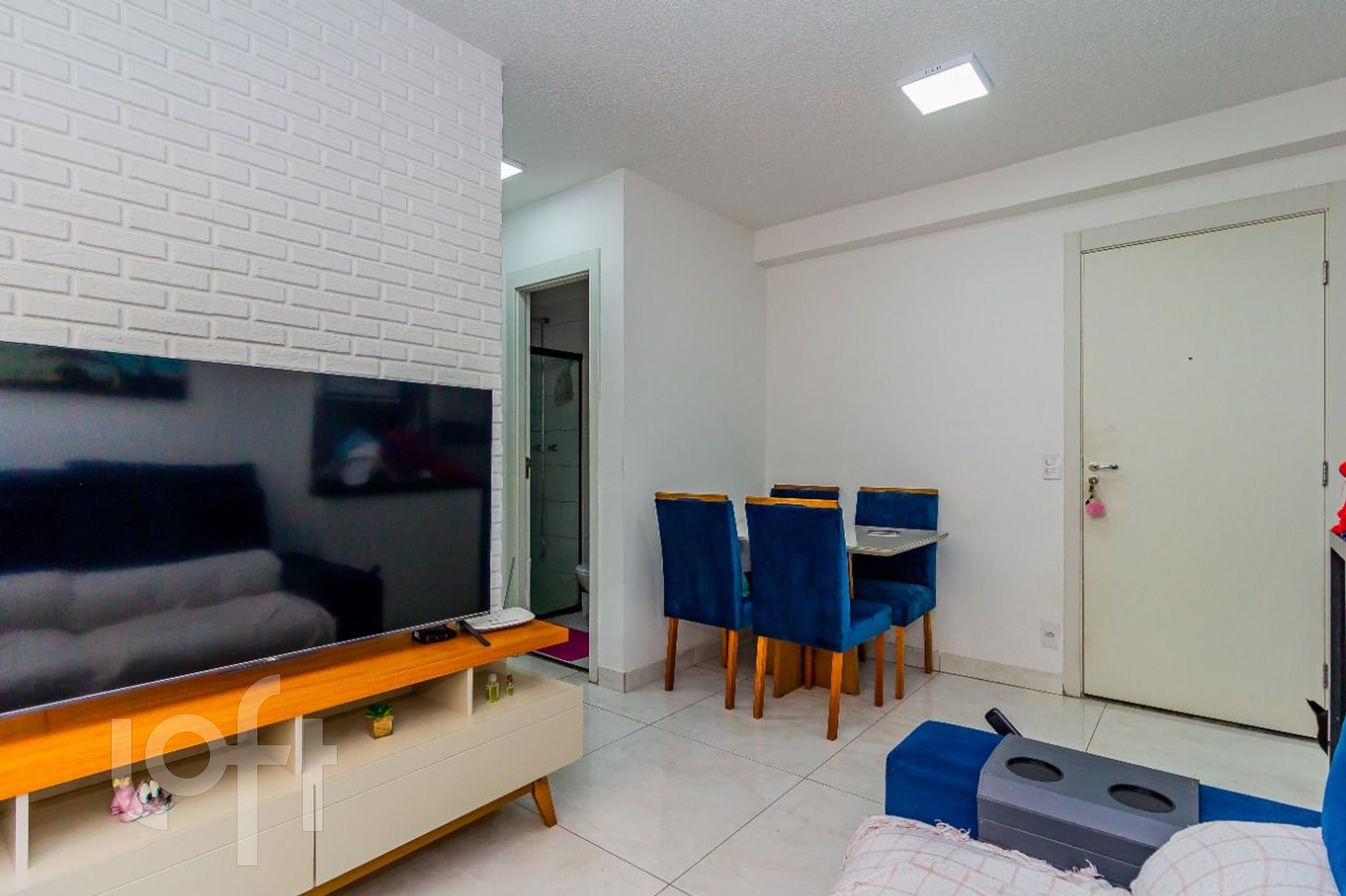 Apartamento à venda com 2 quartos, 41m² - Foto 3