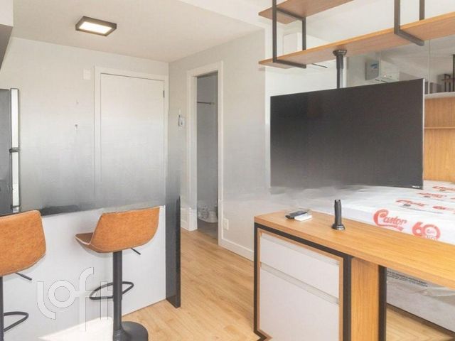 Apartamento com 27m², 1 dormitório, 1 vaga, Cidade Baixa em Porto Alegre