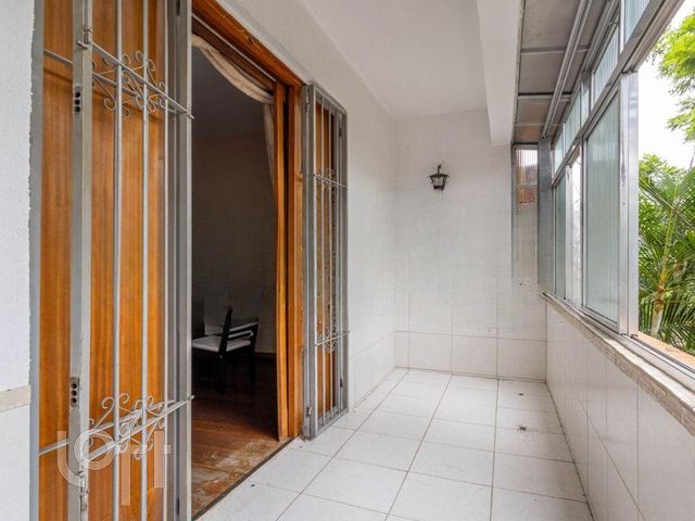 Apartamento com 94m², 3 dormitórios, 1 vaga, Petrópolis em Porto Alegre